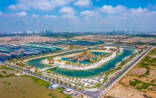 Tổ hợp công viên Biển tạo sóng nhân tạo Royal Wave Park đã vận hành, đảm nhiệm vai trò điều hòa không khí cho cả khu vực.